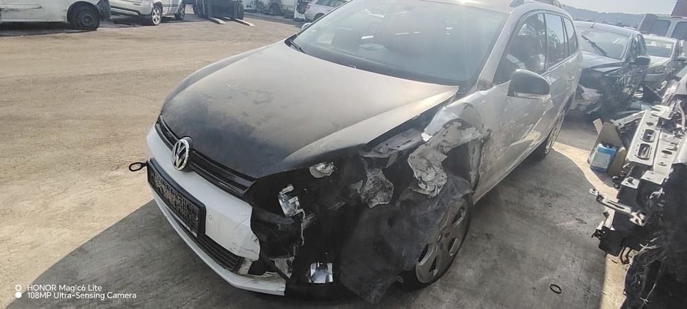 Dezmembrez Volkswagen Golf - 6 (2008 - 2015), 1.6 tdi, manual, CAYC, LHW