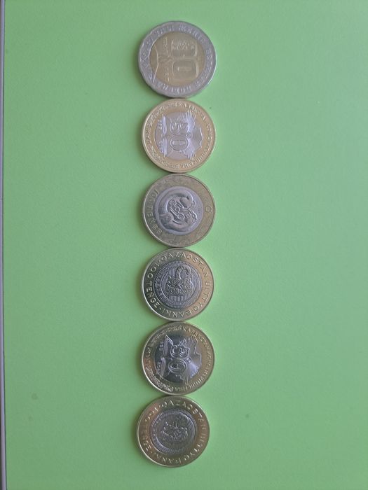 Продам юбилейные монеты