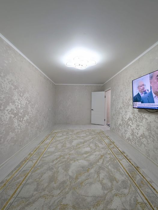 Продаётся 2 комн район Детсад