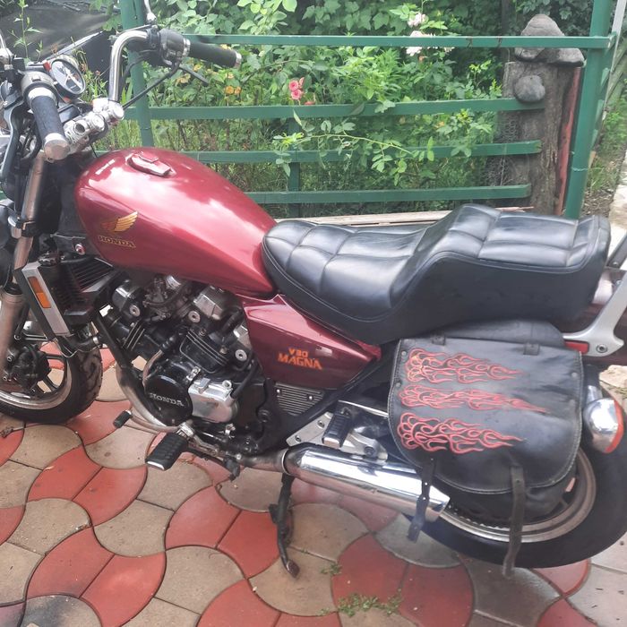 Vand Honda Magna Vf 500