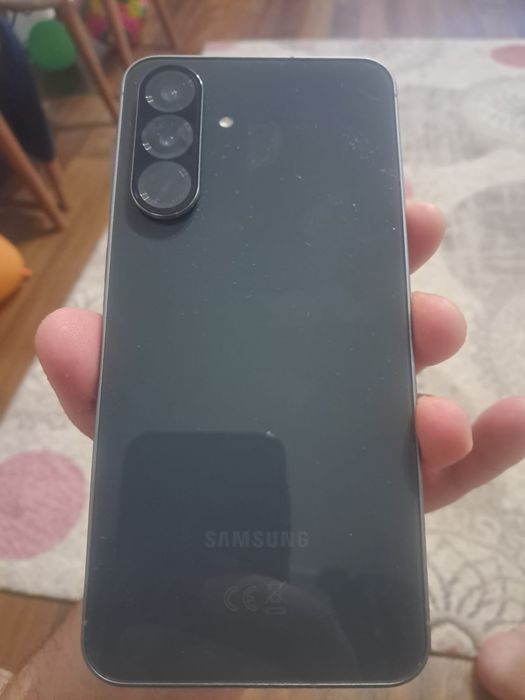 Samsung A56 5G .