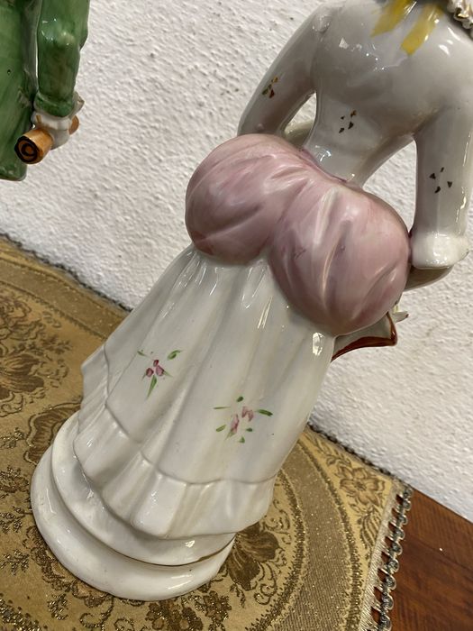 Високи немски фигури от порцелан