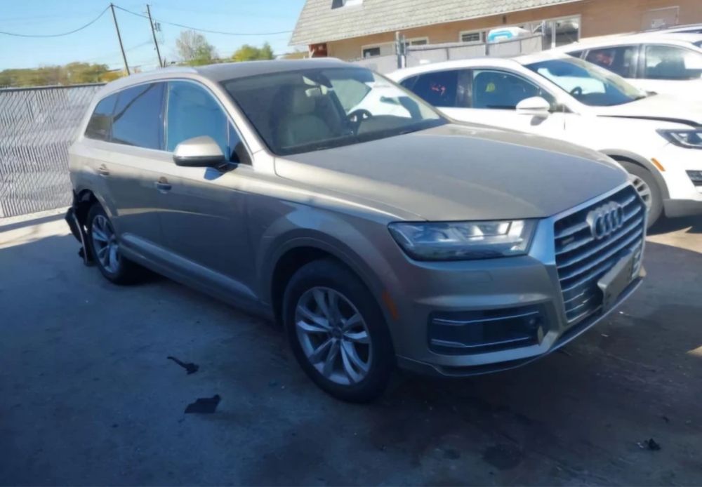 На части Audi Q7 4m 3.0tfsi Usa пружини дигитално табло