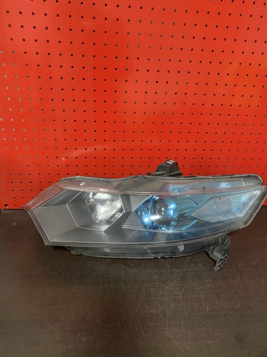Far stanga halogen si lupa Honda Insight an 2009-2016