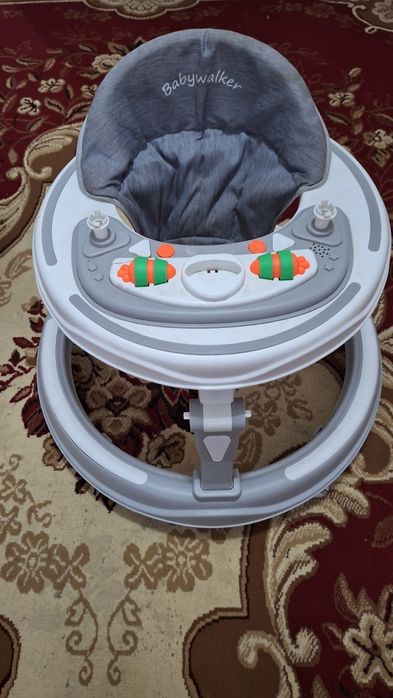 Стол для кормления