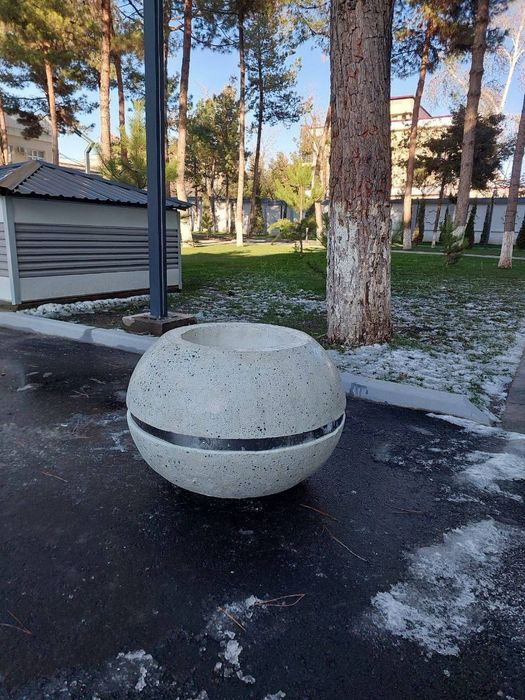 Тувак. Вазоны. Декоративные урны