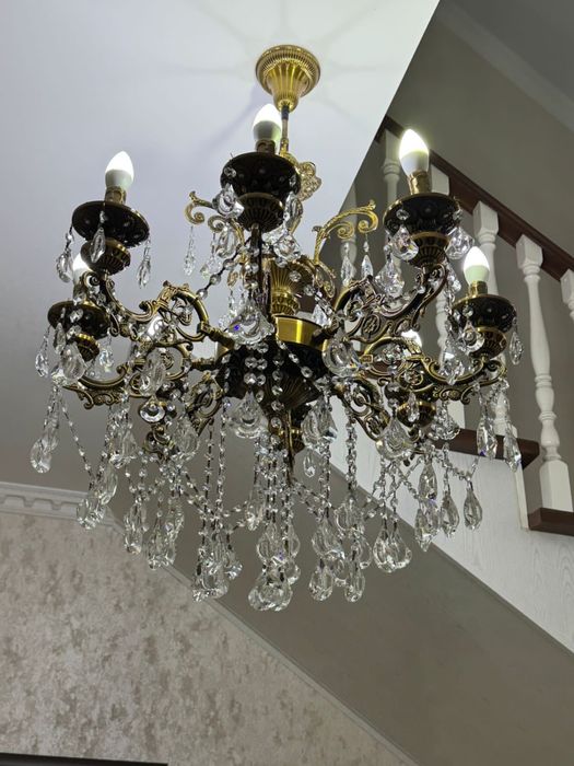 Люстра для зала и хола. 2 люстра