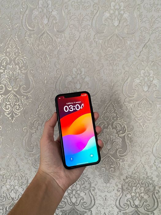Продам iPhone XR 64GB
