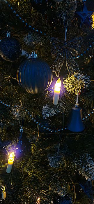 Instalatie veche brad Craciun lumanari