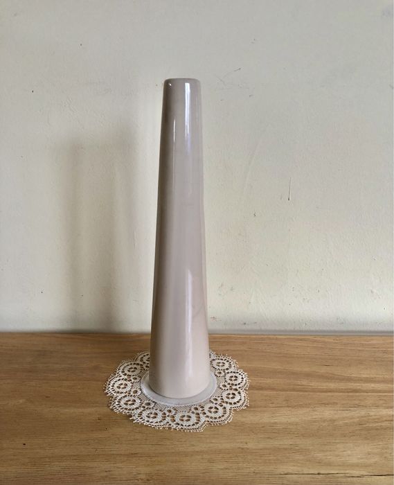 Вази за цветни букети