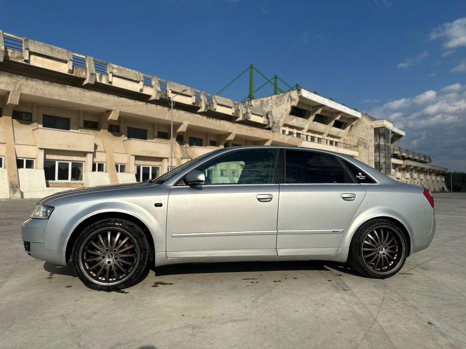 AUDI A4 2001 — imagine 2