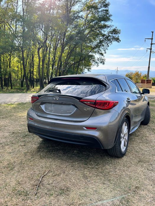 INFINITI Q30 2016 — imagine 3