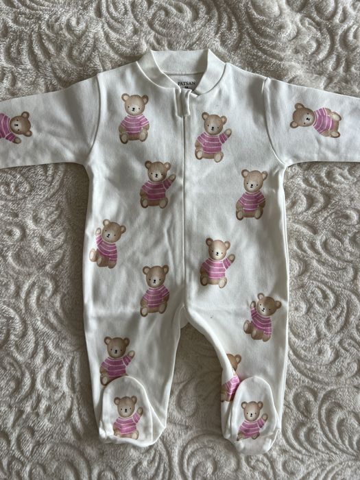 Бебешки ромпърчета и две комплектчета