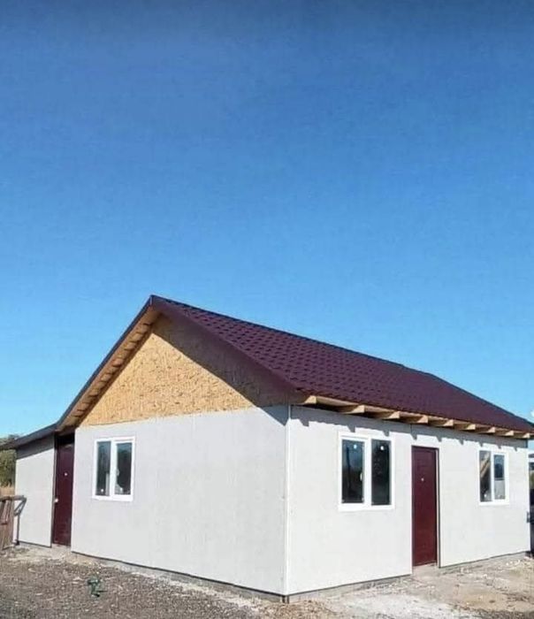 Vând și cofectionez casute de locuit