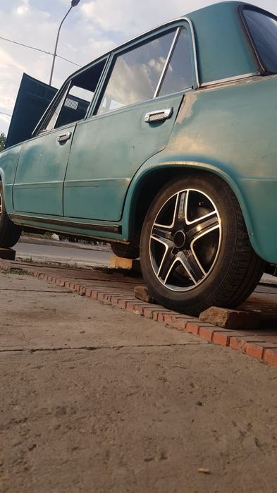 Продам титанки 14