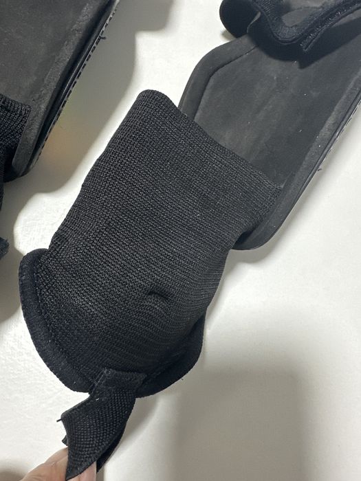 Щитки детские футбольные