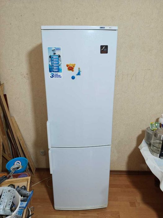 Продам холодильник