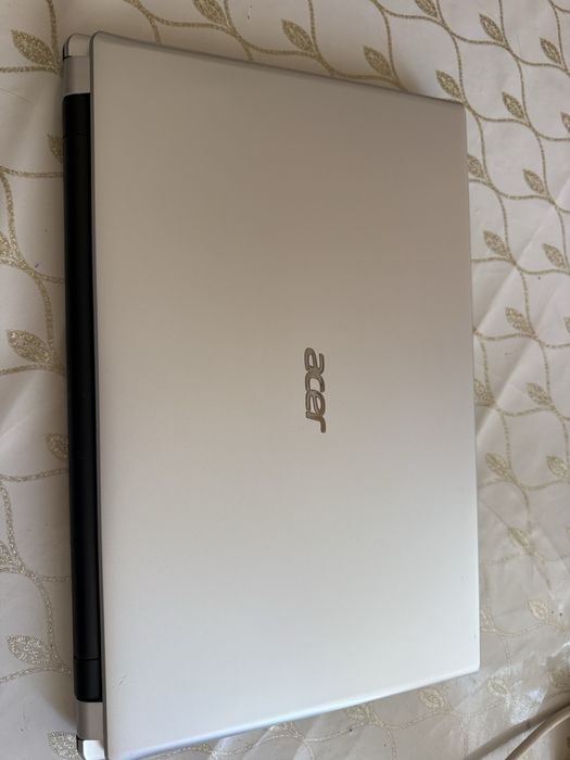 Продам ноутбуки Aser и ASUS.