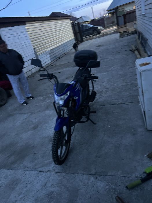 Продам мотоцикл 125 м3