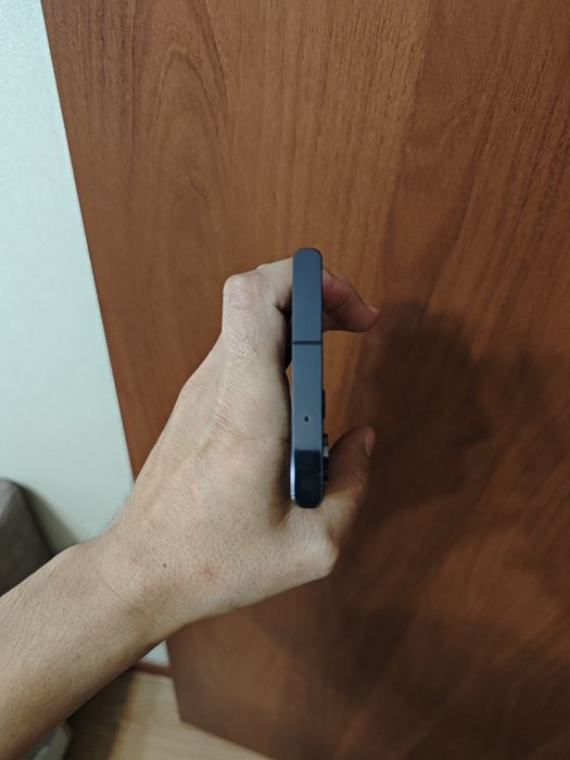 Продаю S23 ultra