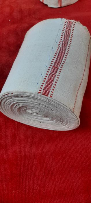 Ștergare, fete de masă, saci țesute la razboi