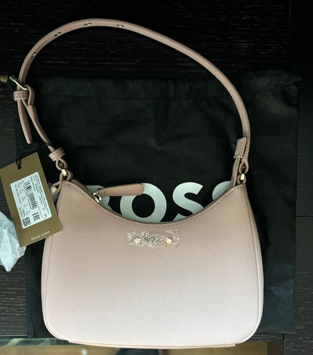 Boss оригинална чанта