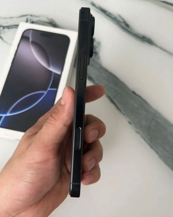 iPhone 16 pro max 256 98% идеал айфон 16 про Макс