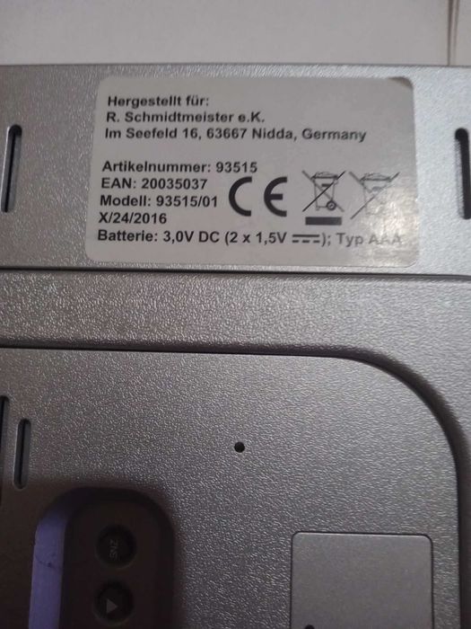 Ceas electronic de birou