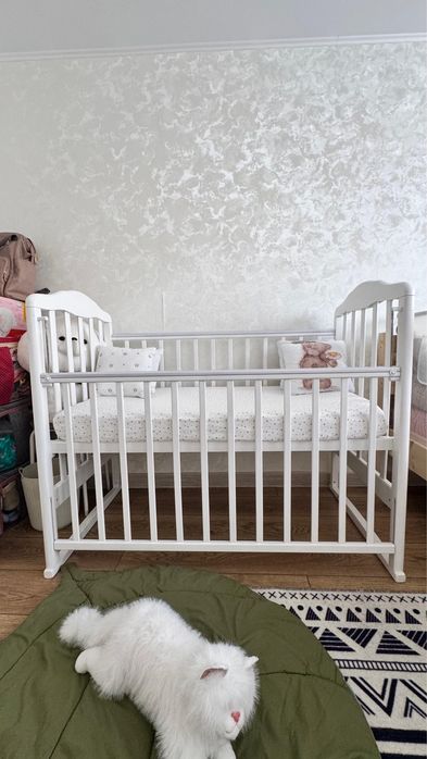 Продам кроватку детскую