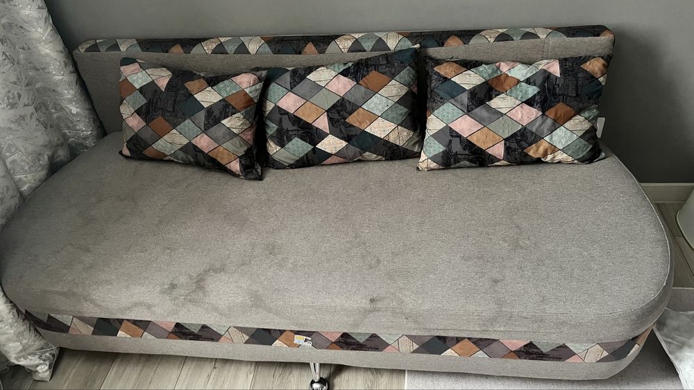 Продам диван не дорого