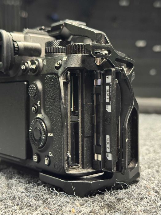 Продам Sony A7IV body