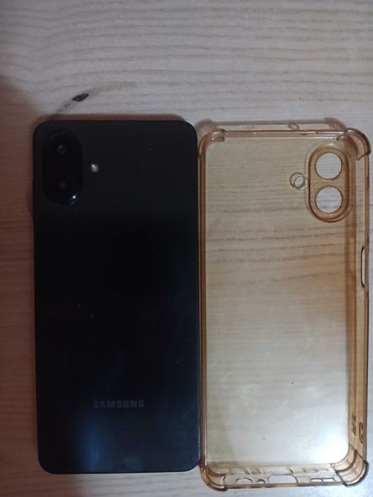 Продам телефон samsung A07
