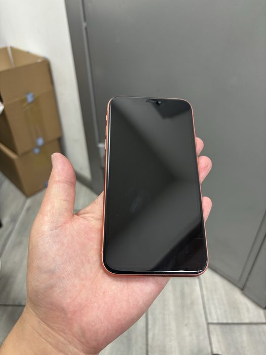 Iphone XR 128 gb состояние жақсы