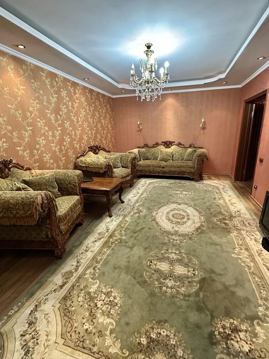 Ковер ковер 5м *2,5м  бу