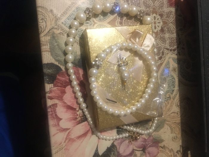 перлени комплекти