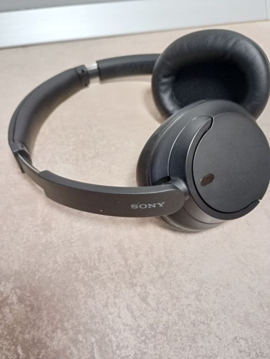 Căști Sony Over Ear