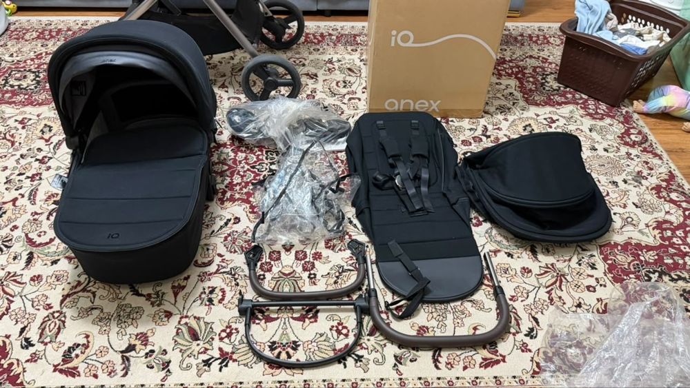 продам коляску anex