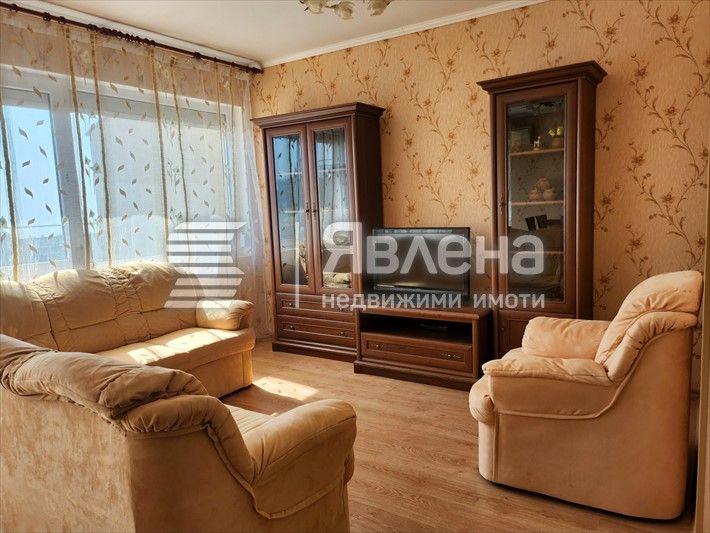 Продава се Тристаен апартамент в Варна, Виница - 120 кв.м за 1542 €/кв.м - Снимка #1