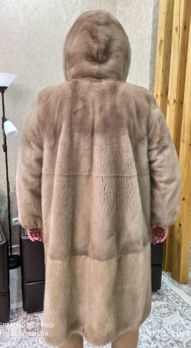 НОВАЯ ШУБА норковая, редкий цвет, фирма "Sarigianni" made Греция