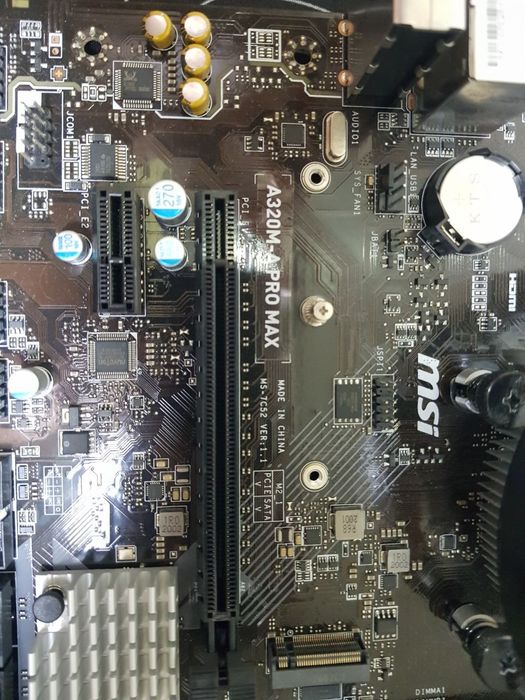 Мат плата msi a320pro