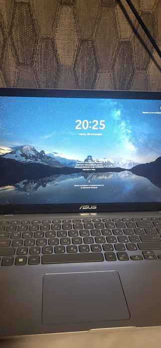 ЛАПТОП ASUS X515 със гаранция 22 месеца