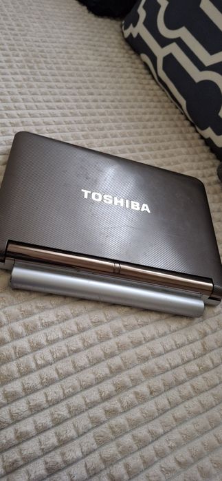 Лаптоп Тошиба/TOSHIBA