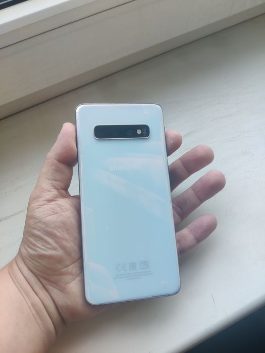Samsung S10  8/128gb