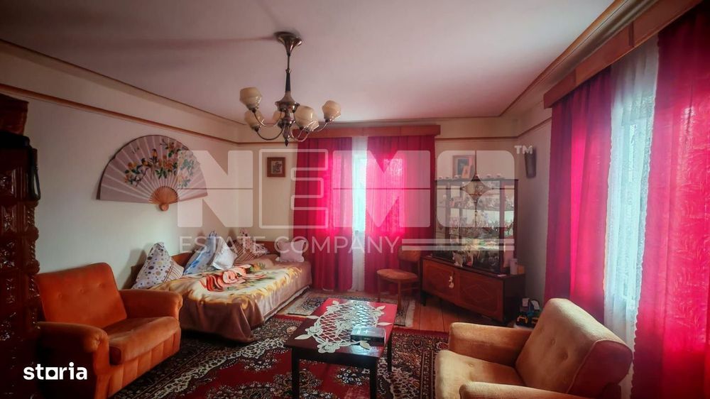 Vilă 5 camere | 200 mp utili | Teren 4.361 mp | Demisol + Mansardă