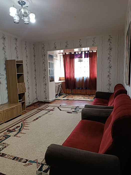 Продаю 3х комнатную квартиру Ц-1