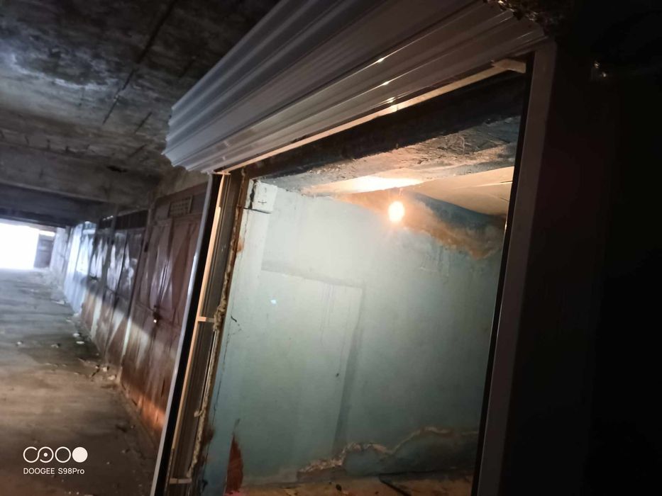 Продава се Гараж / Паркомясто в Добрич, Свети Георги - 18 кв.м за 708 €/кв.м - Снимка #4