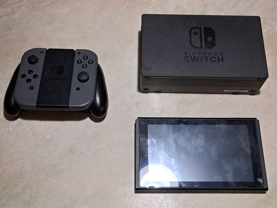 Продавам Nintendo Switch