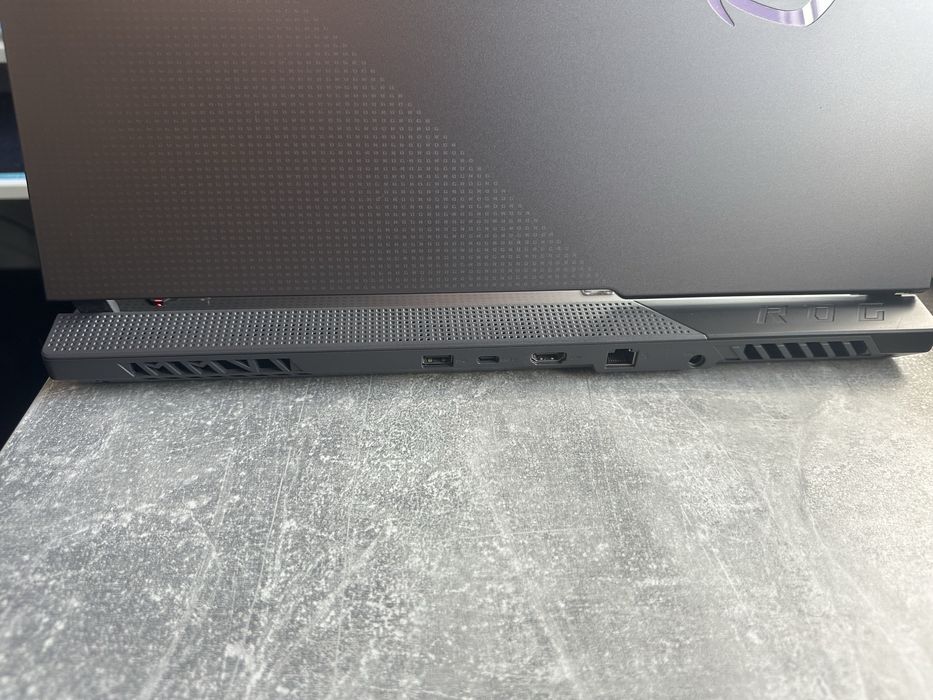 Laptop Asus Rog Strix G17 G713ic-hx010