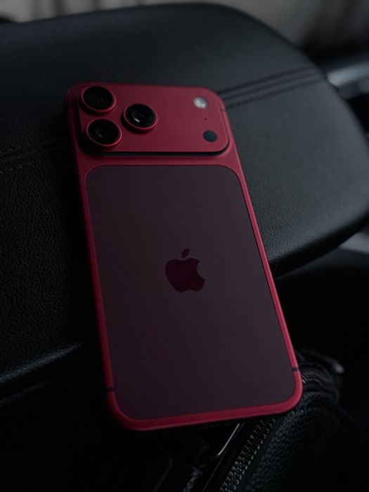 Iphone 17 Pro Max Cherrr red Bardoviy
