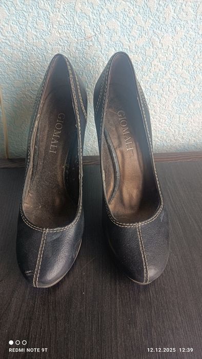 Женские туфли из натуральной кожи
